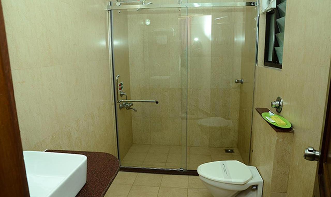 Metro Plaza Hotel By Rak Rooms, Mangaluru Extérieur photo