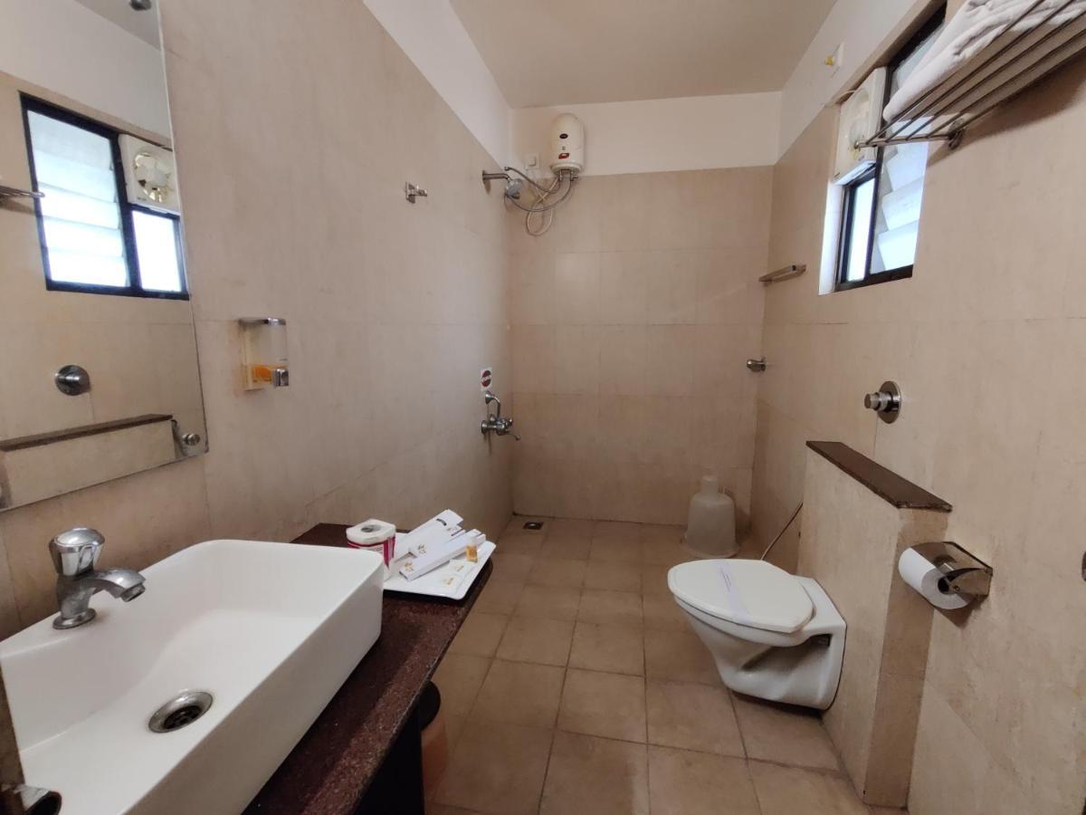 Metro Plaza Hotel By Rak Rooms, Mangaluru Extérieur photo
