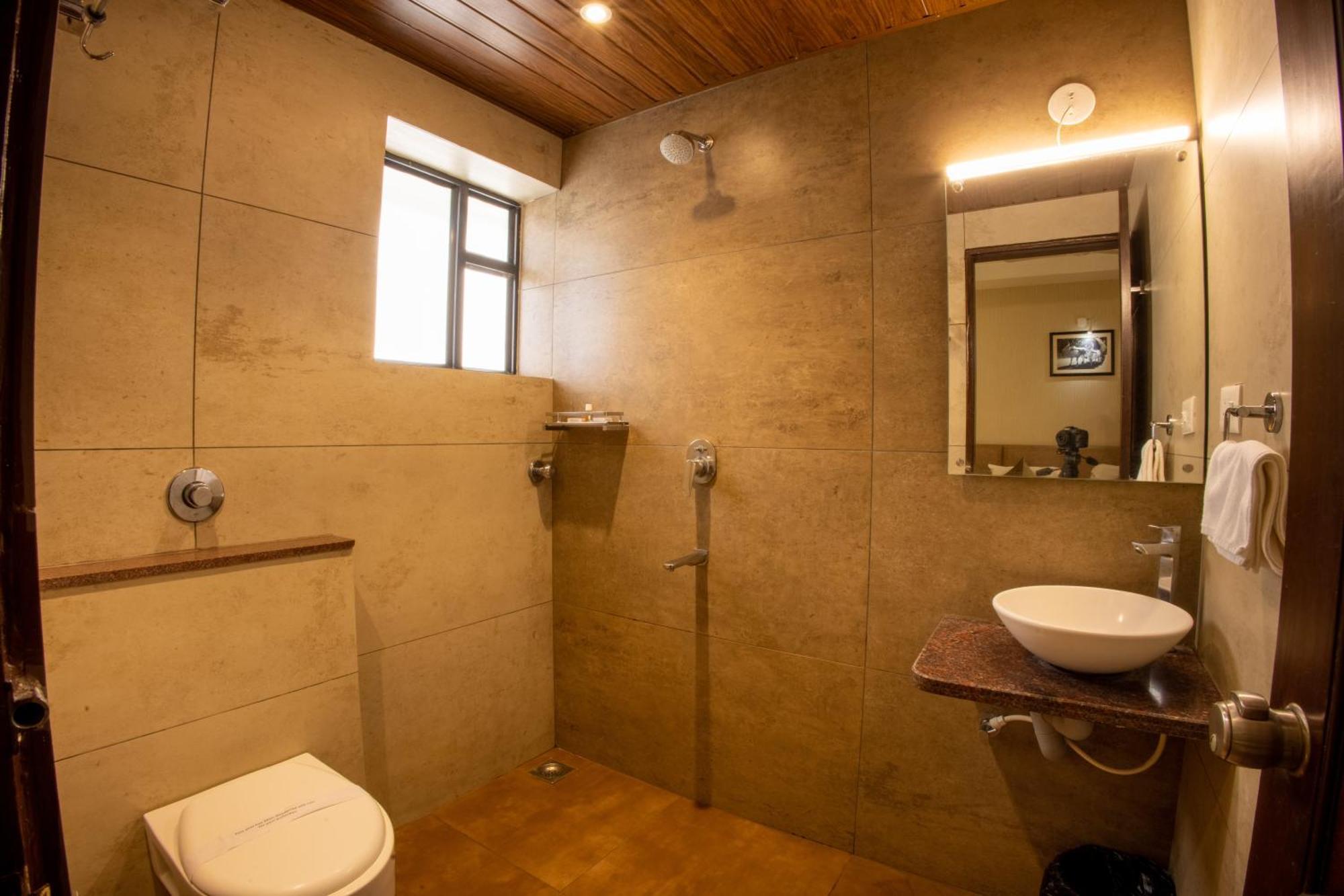 Metro Plaza Hotel By Rak Rooms, Mangaluru Extérieur photo