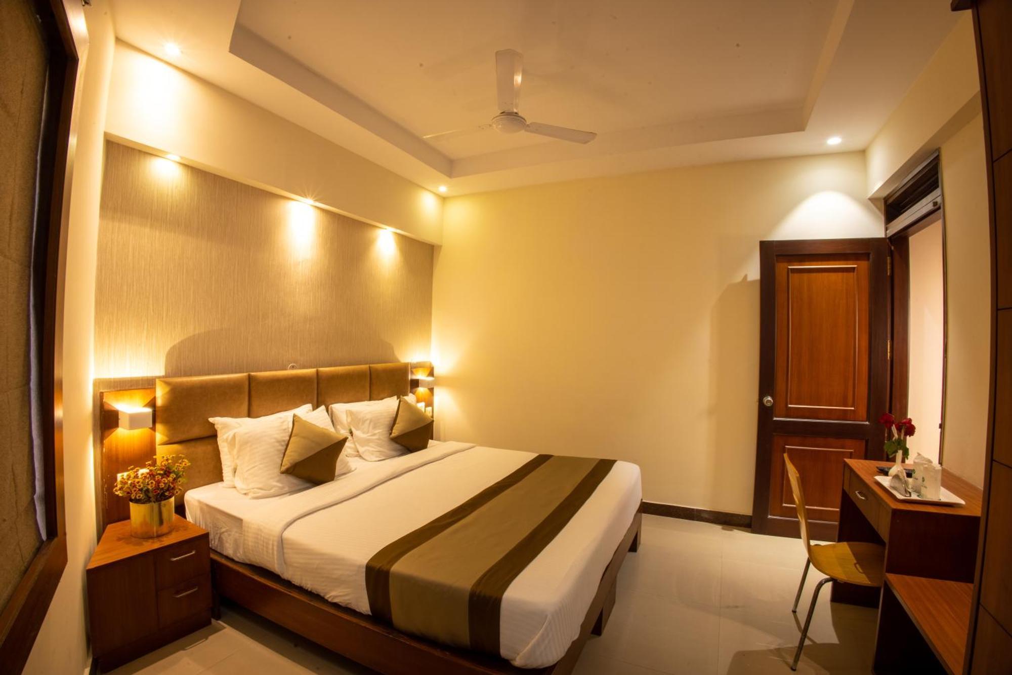 Metro Plaza Hotel By Rak Rooms, Mangaluru Extérieur photo