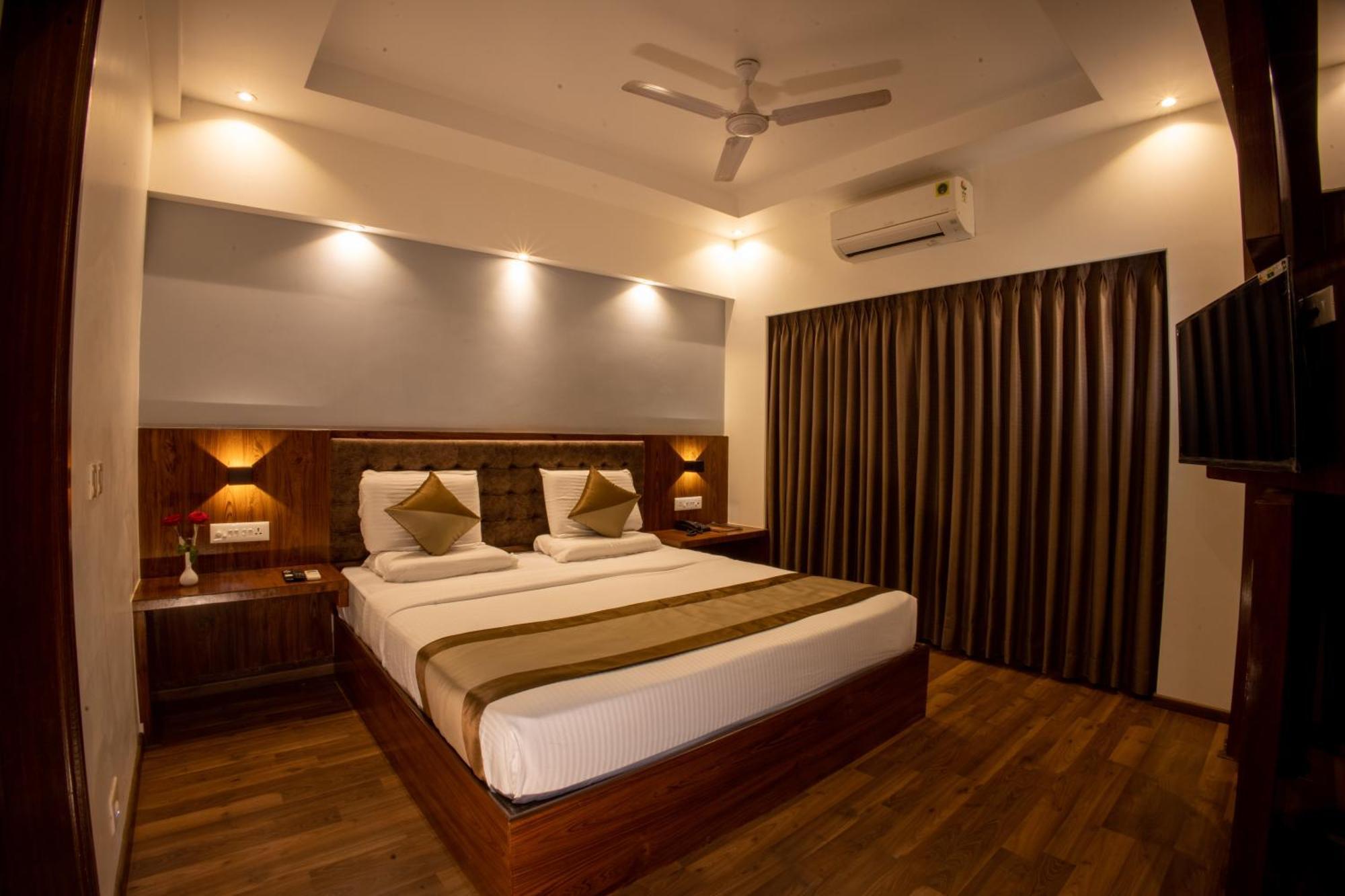 Metro Plaza Hotel By Rak Rooms, Mangaluru Extérieur photo