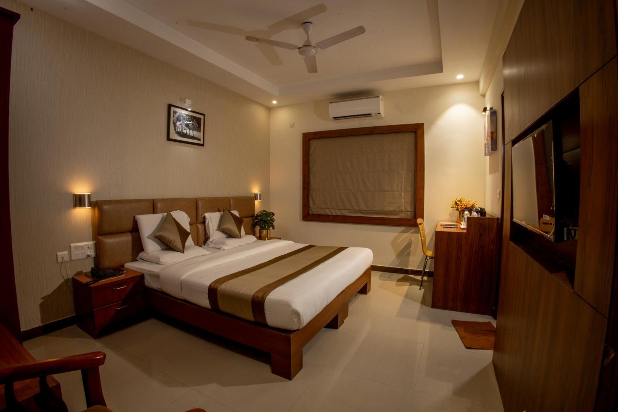 Metro Plaza Hotel By Rak Rooms, Mangaluru Extérieur photo