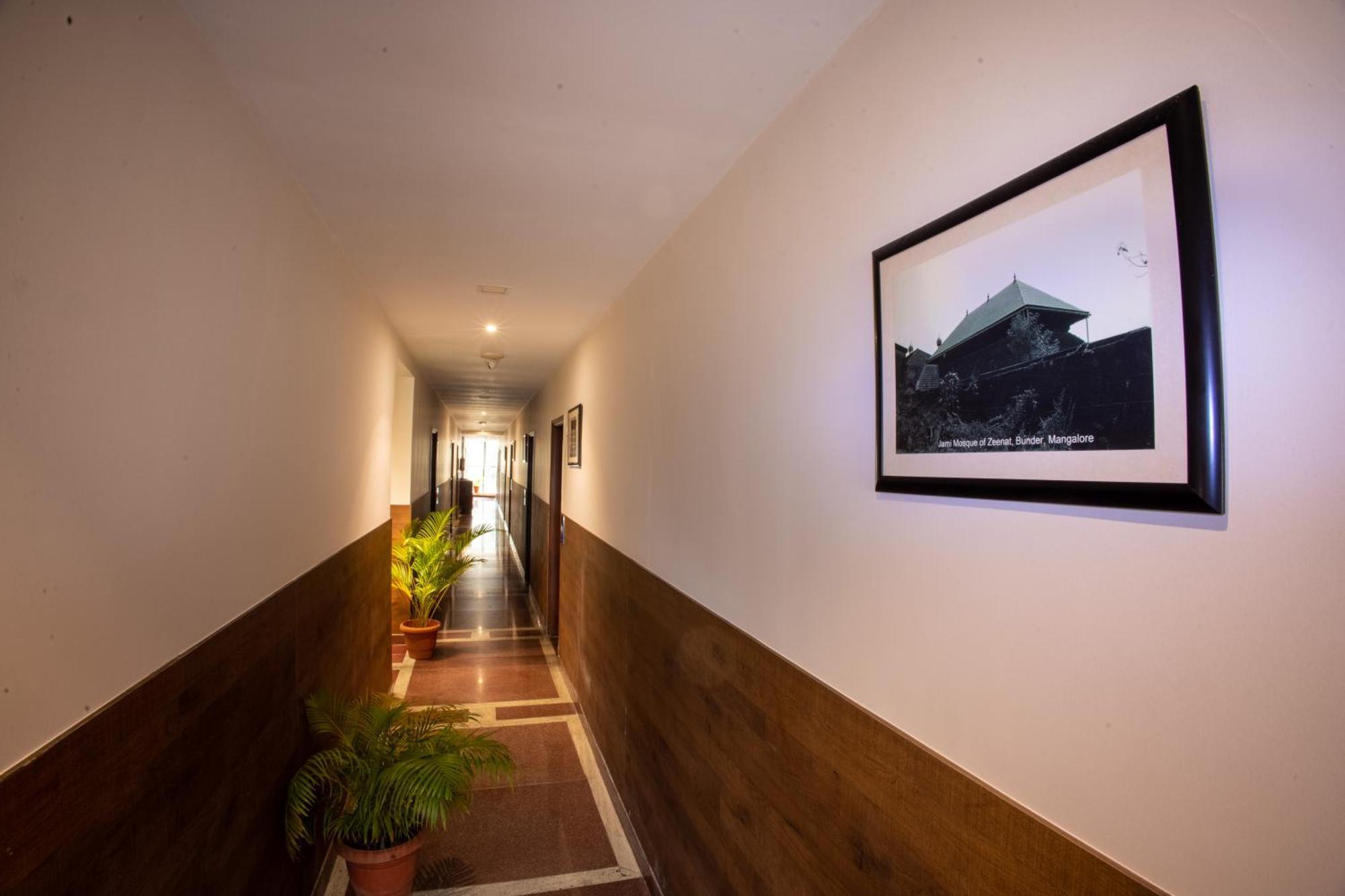 Metro Plaza Hotel By Rak Rooms, Mangaluru Extérieur photo