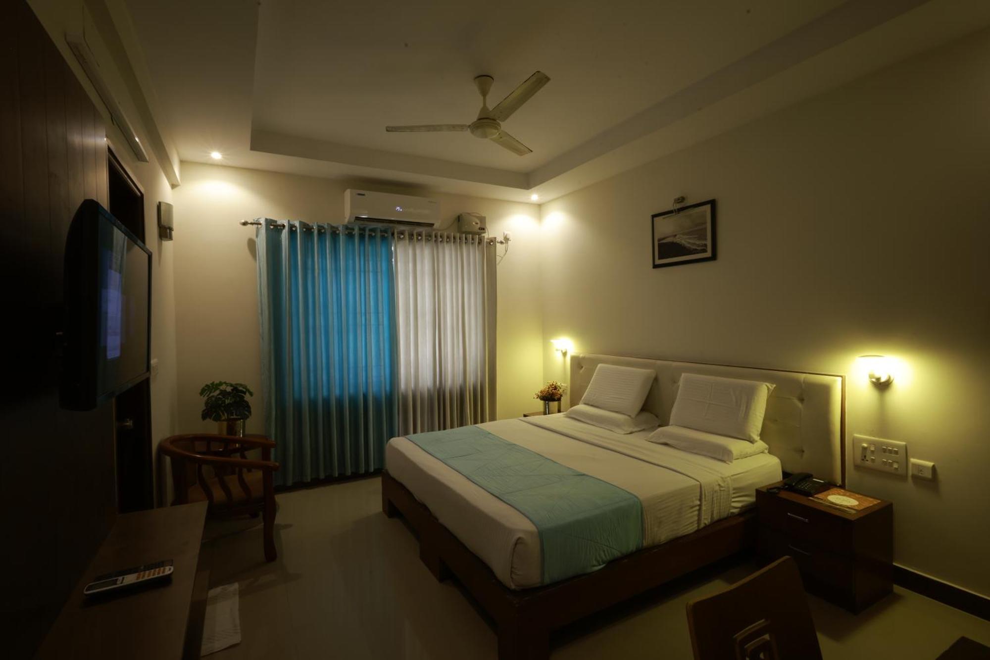 Metro Plaza Hotel By Rak Rooms, Mangaluru Extérieur photo